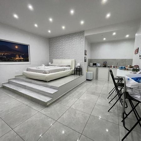 Suite Limatola Neapel Exterior foto